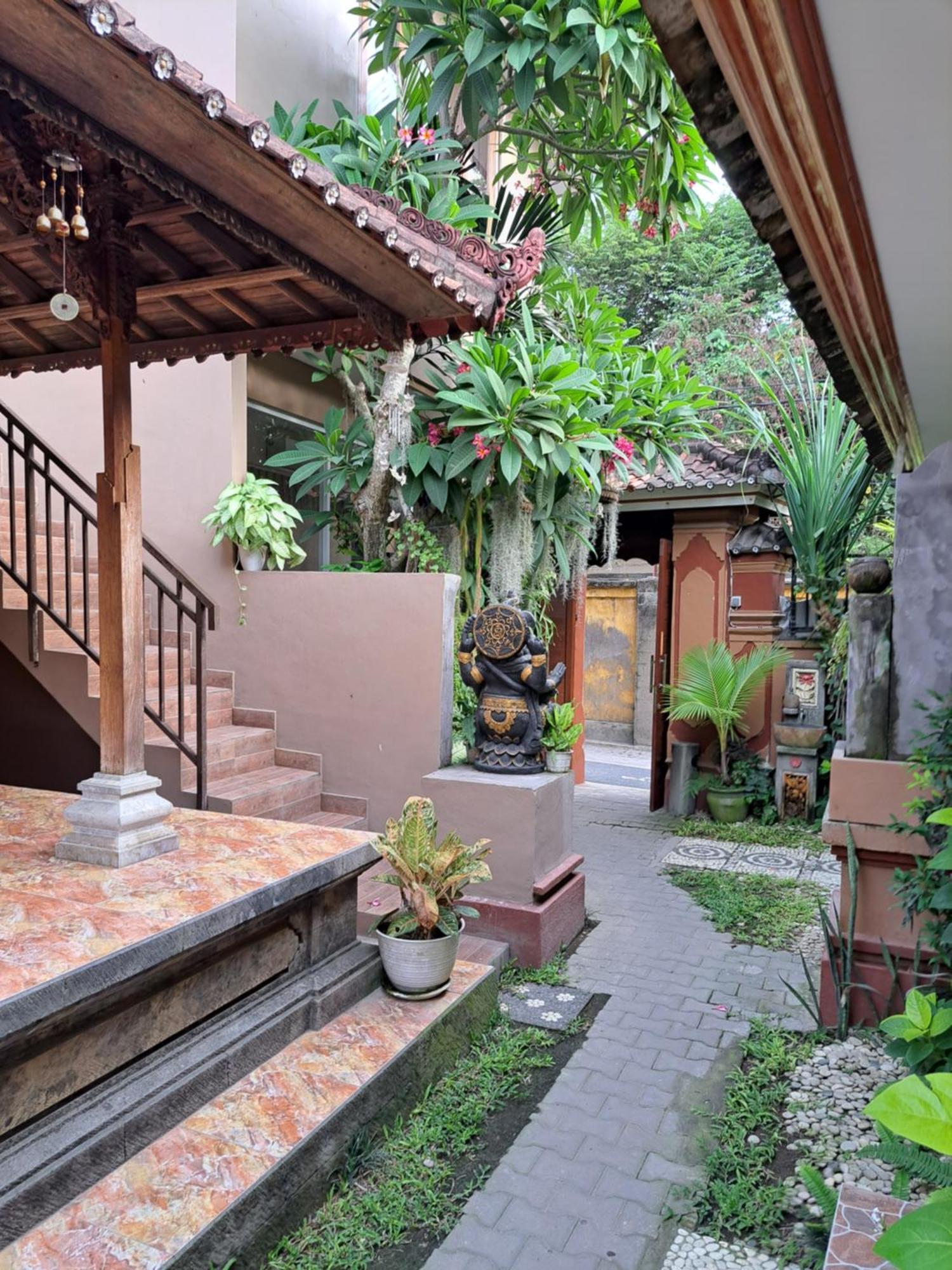 Ascarya Guest House ซานูร์ ภายนอก รูปภาพ
